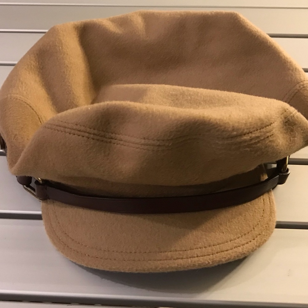 Burberry  newsboy hat